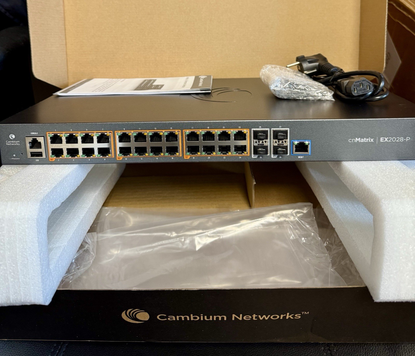 Cambium Networks cnMatrix EX2028-P / PoE Switch Industrial NEW