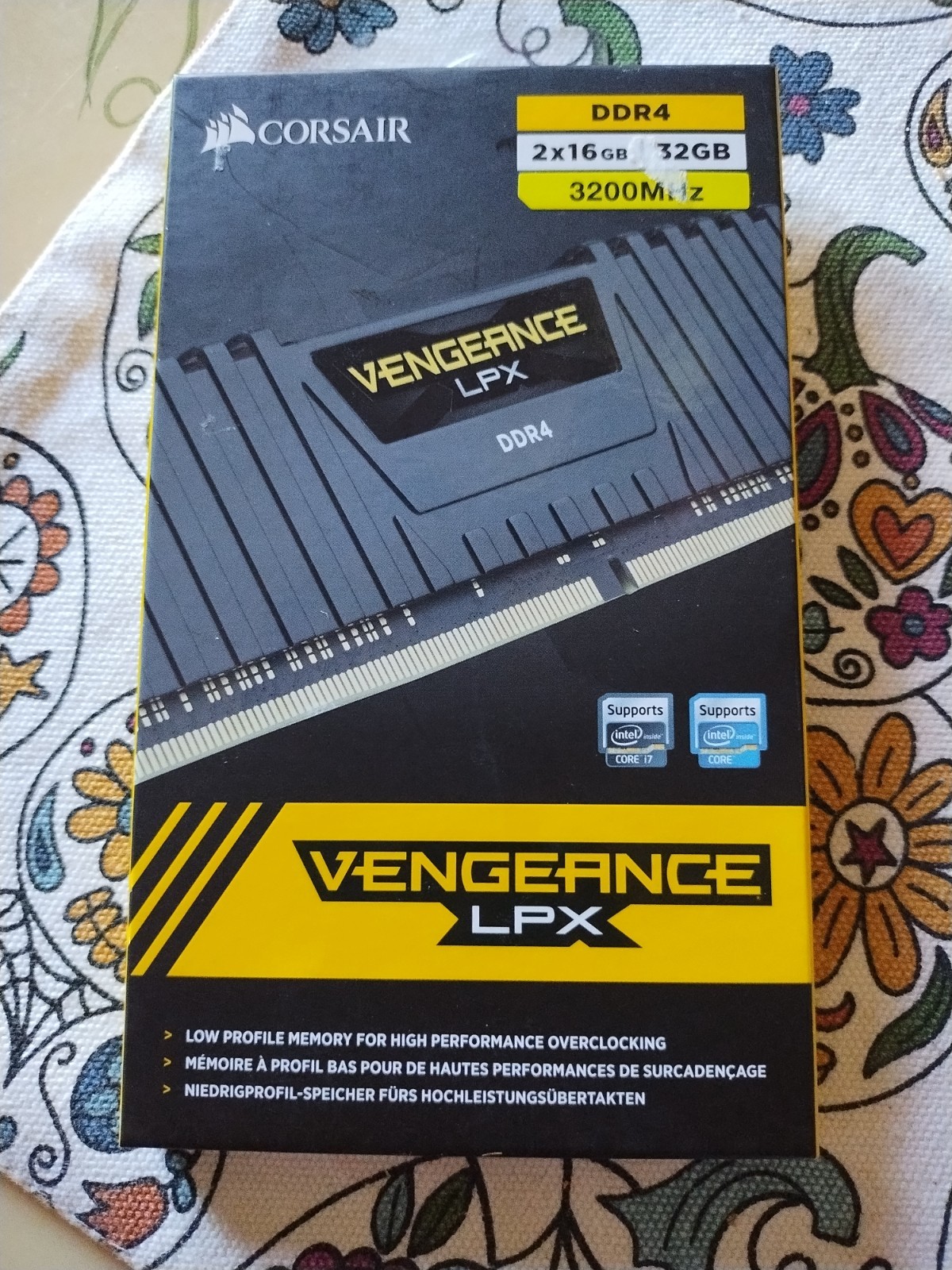 Corsair Vengeance LPX 32GB (2x16GB) RAM DDR4 3200MHz CMK32GX4M2E3200C16