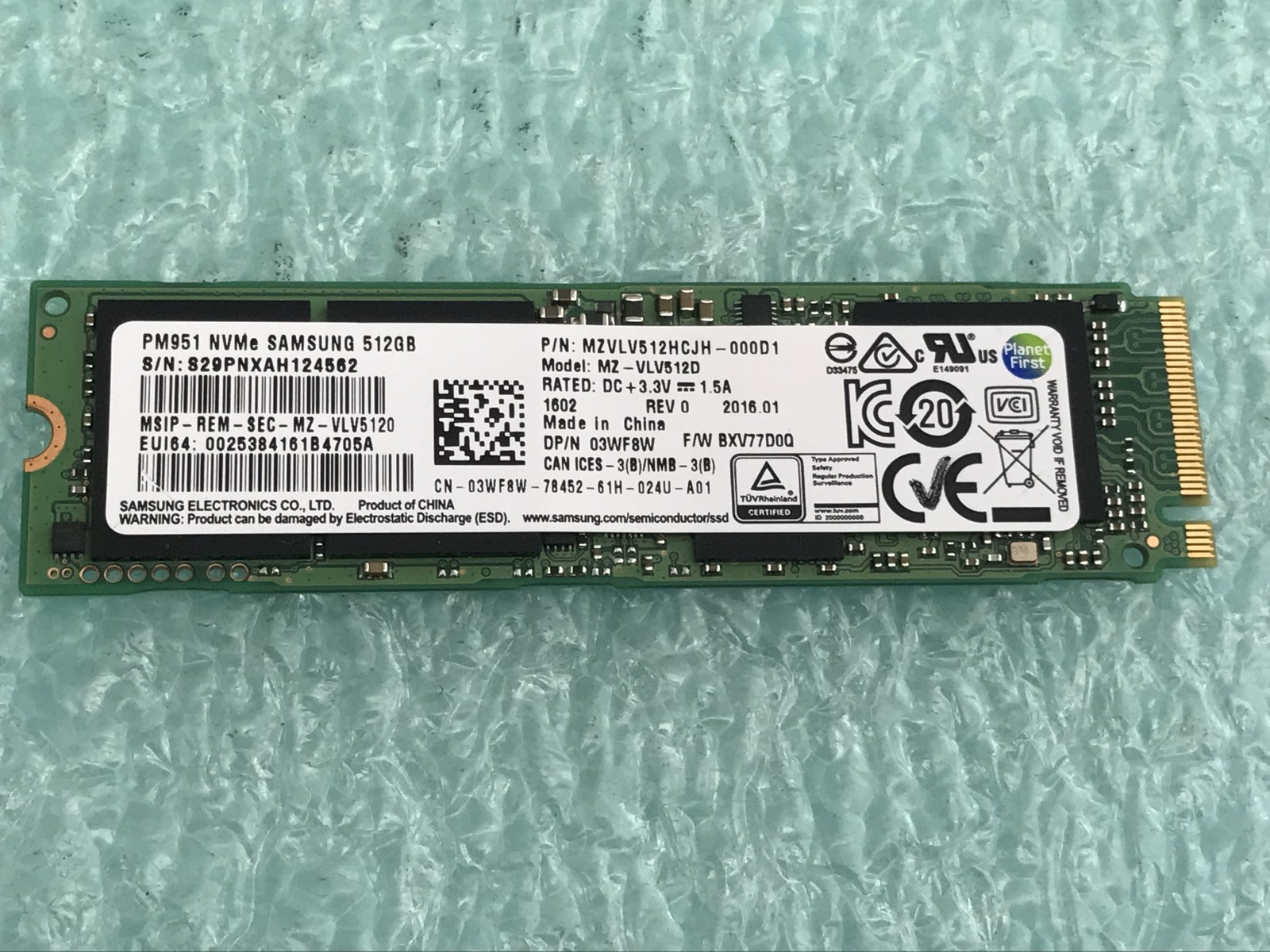 Samsung PM951 MZ-VLV512D 512GB M.2 NVMe SSD Solid State Drive - CHD203A