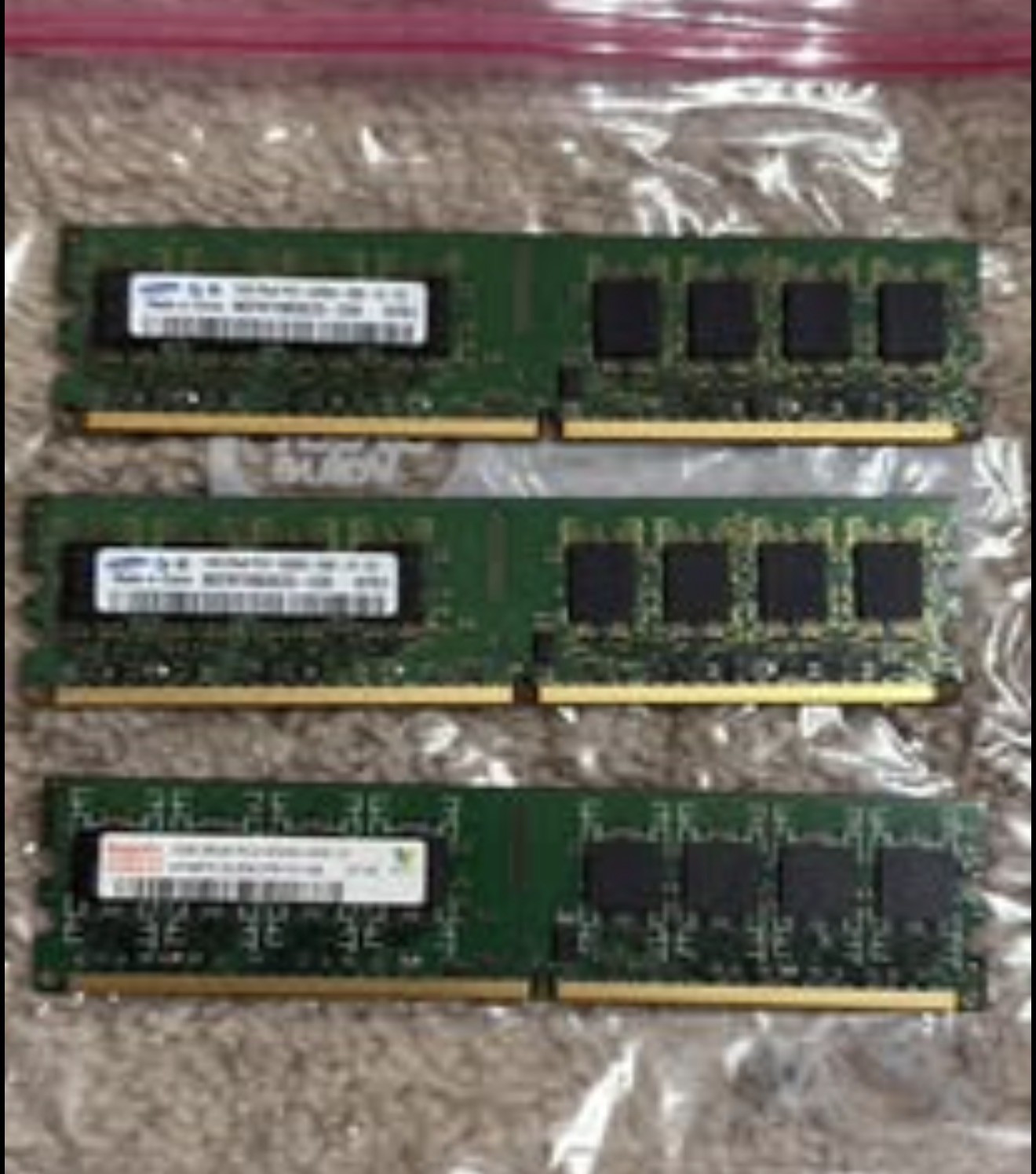 Hynix 1GB DDR2 RAM modules 3 for the price of one