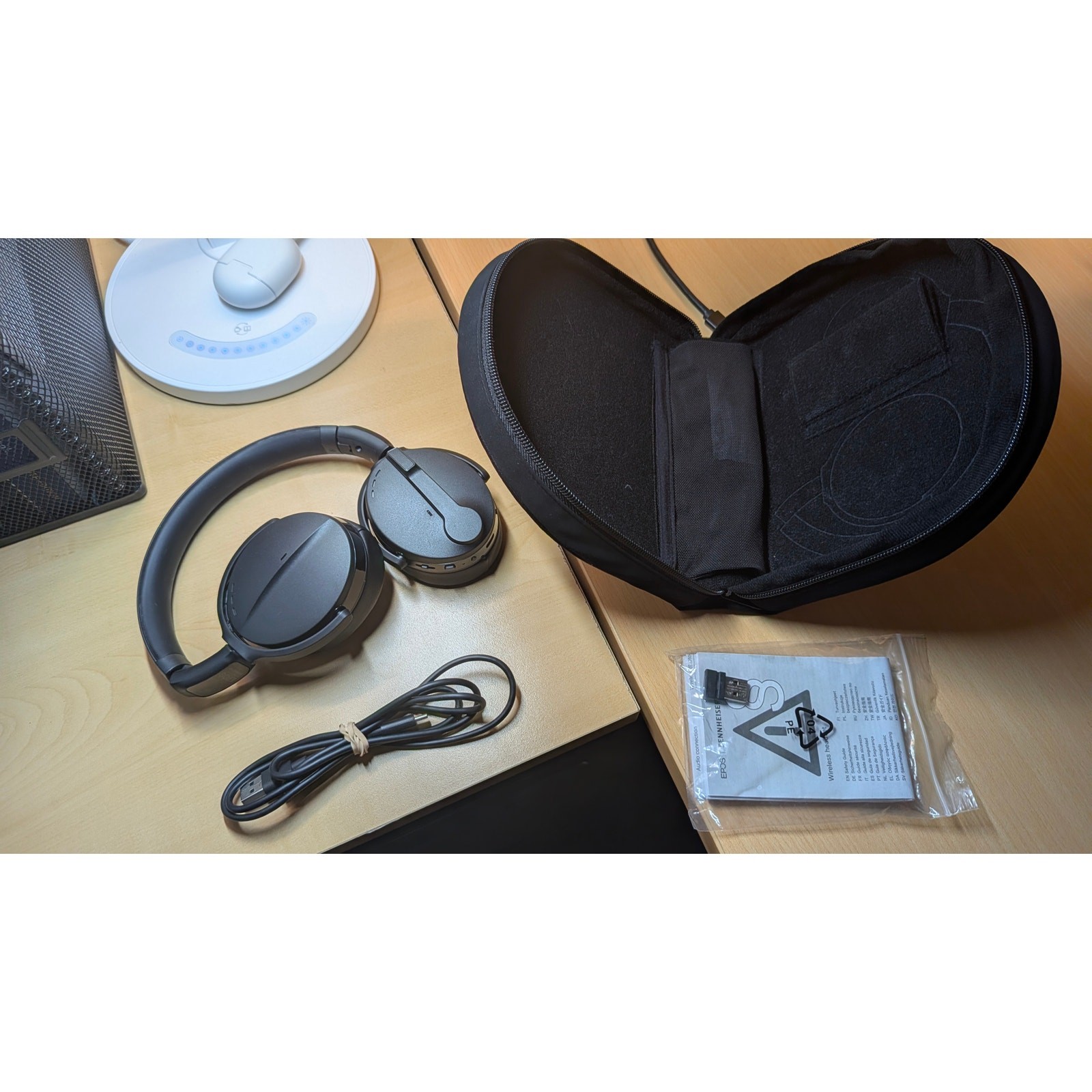 EPOS Sennheiser ADAPT 560 Wireless ANC Headset w/ Dongle, Case & Cable