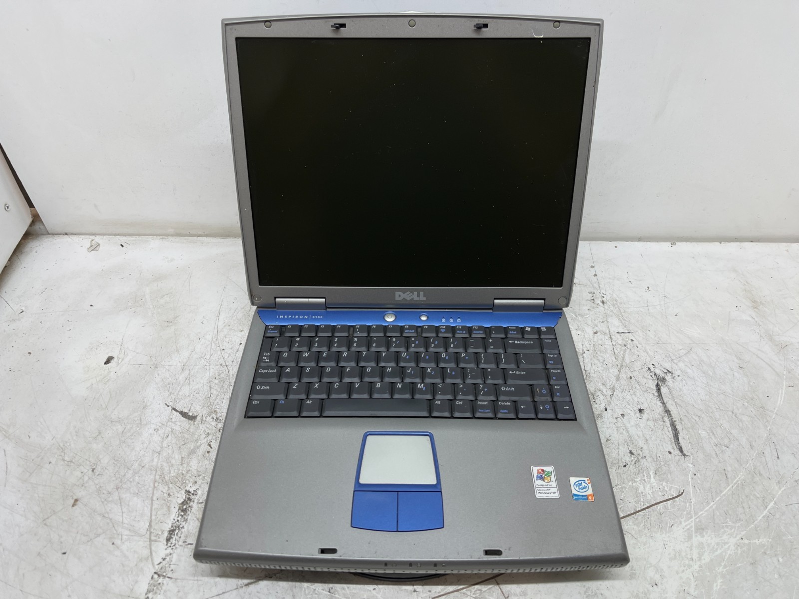 Dell Inspiron 5150 Intel Pentium 4  NO HDD