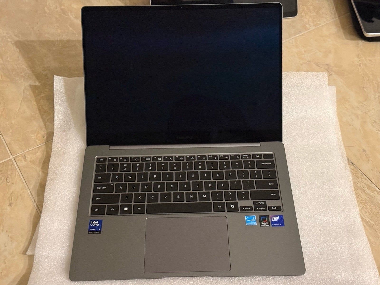 Samsung Galaxy Book5 Pro 14 QHD+ TOUCH, Intel Ultra 7 256V 16GB/512GB