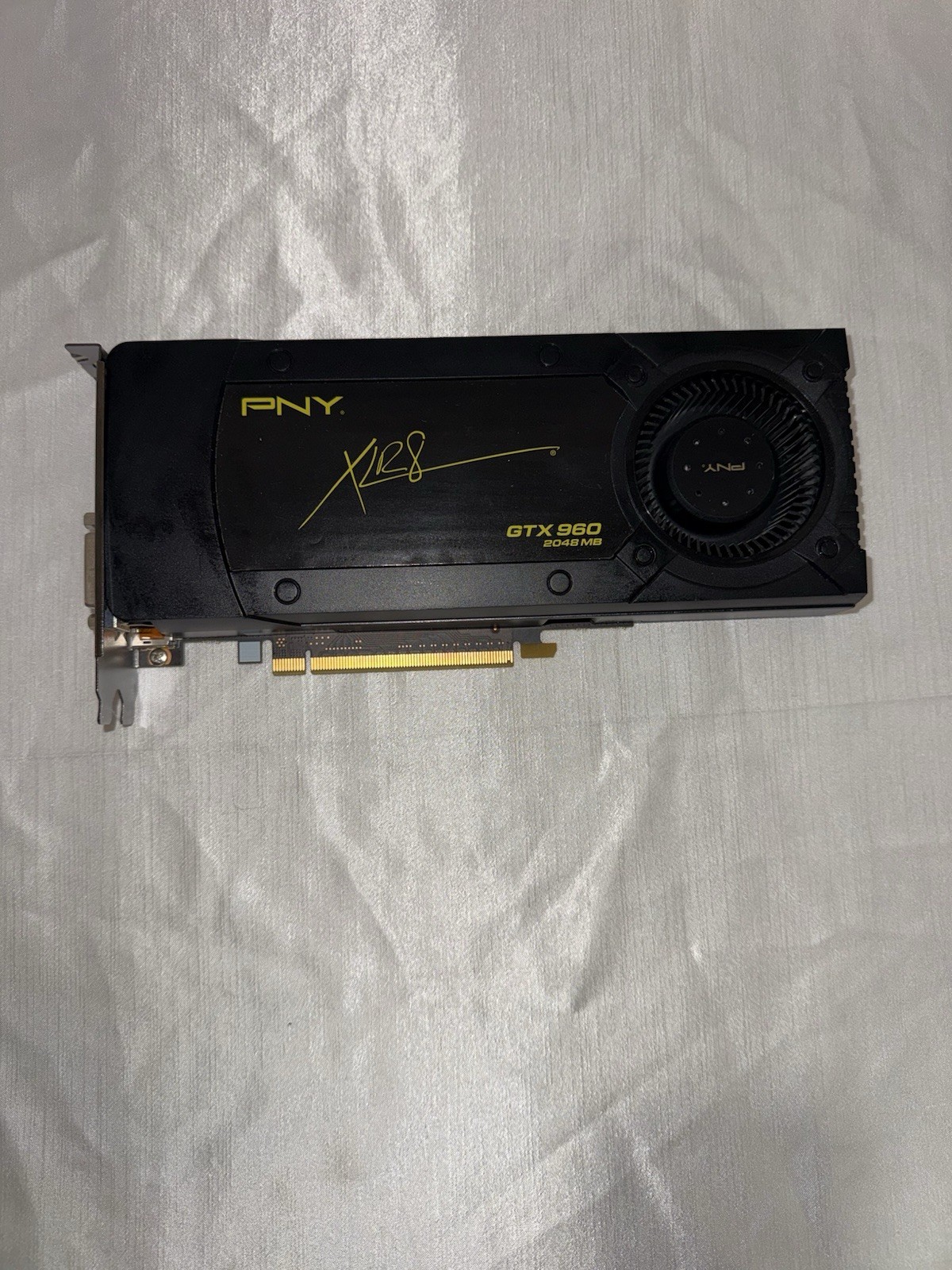 PNY XLR8 GeForce GTX 960 2GB GDDR5 PCIe x16 HDMI DP DVI DX12 6  Excellent Shape