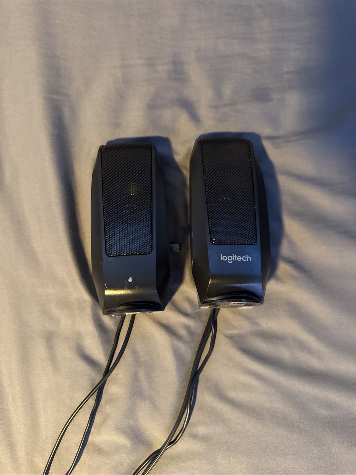 Logitech S120 Stereo Computer Speakers 2.0 - Wired 3.5mm Aux & AC Power (Black)