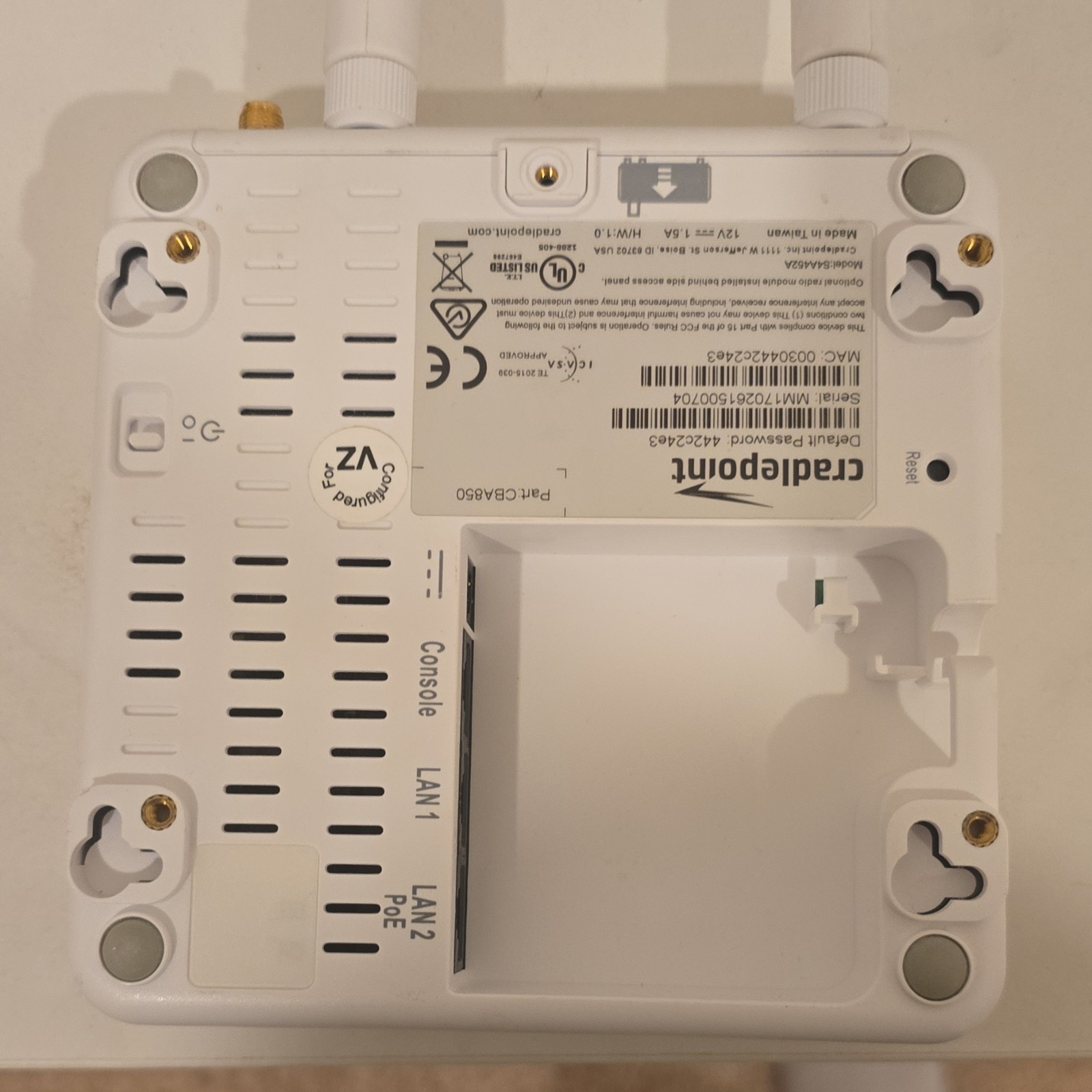 Cradlepoint CBA850 MC400LPE 4G Router Unlocked VZ Ethernet USB Wireless