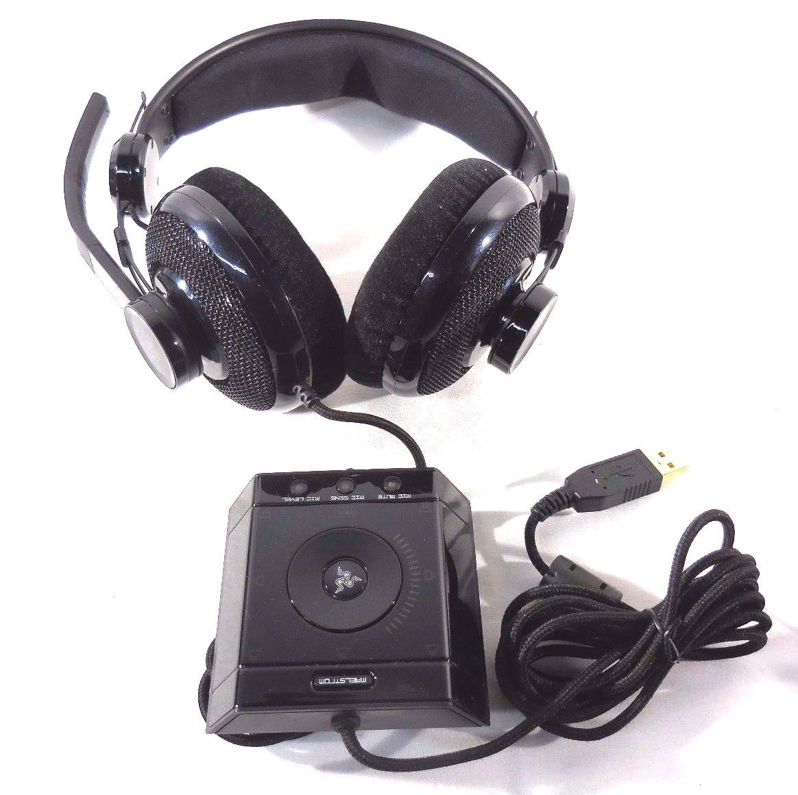 Razer Megalodon Over Ear 7.1 Surround Sound PC Gaming Headset. FOR PARTS
