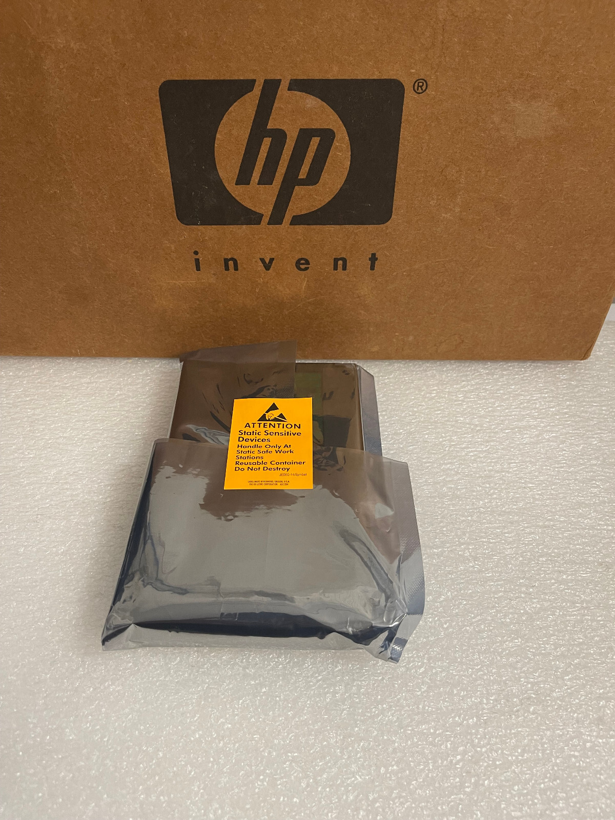 HP MB4000FCWDK 4TB 3.5" SAS 7.2K 6GB SC MDL HDD 695507-004 G8