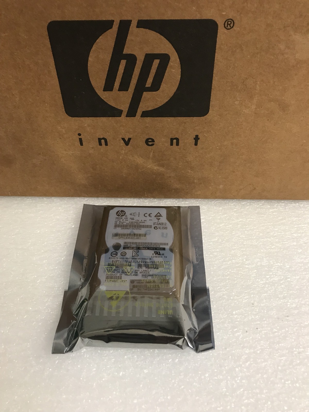 HP AP875A 583711-001 EVA M6625 300GB 10K 6G 2.5" DP SAS HARD DRIVE 635331-001