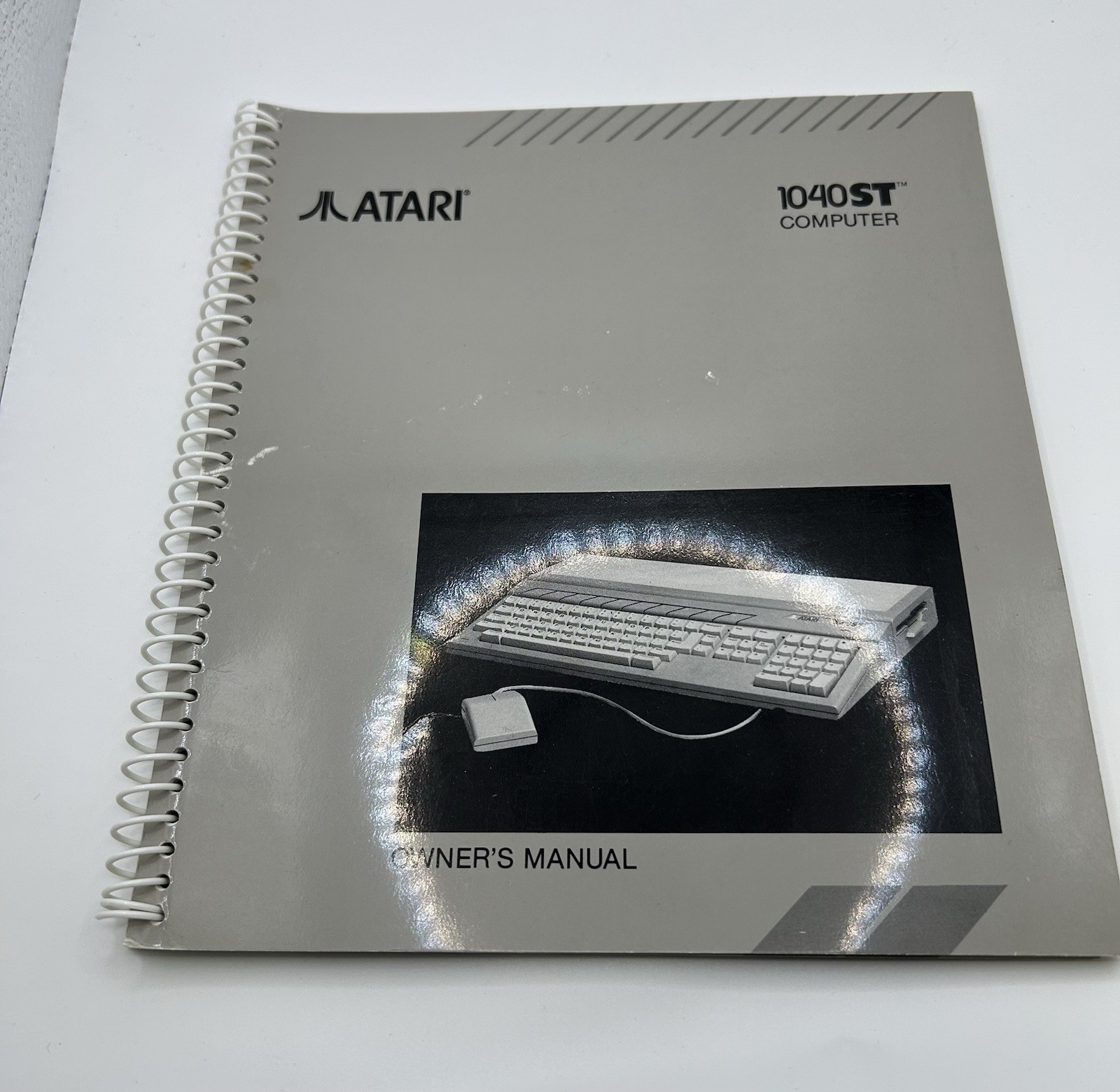 Atari 1040ST Owner's Manual Spiral Bound Vintage MPN C070537-001/A