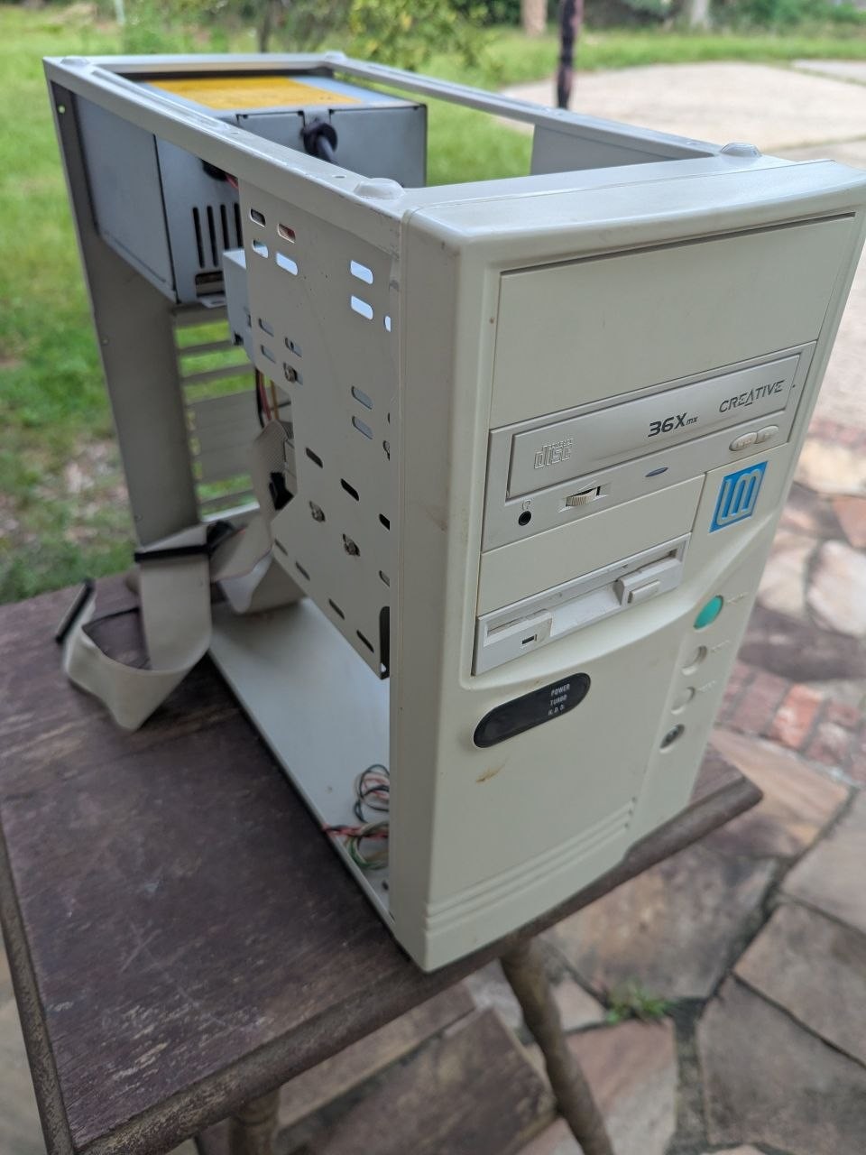 Vintage Beige AT Computer Tower Case w/ Creative 36x CD-ROM For Parts TC