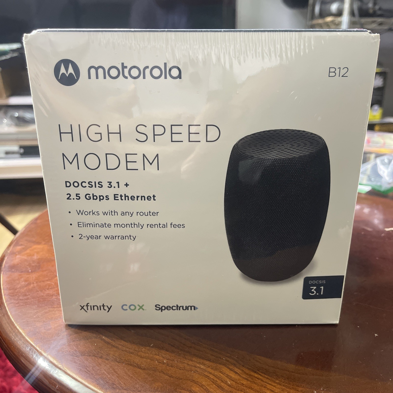 NEW Motorola B12 DOCSIS 3.1 High Speed Cable Modem 2.5Gbps Xfinity Cox Spectrum