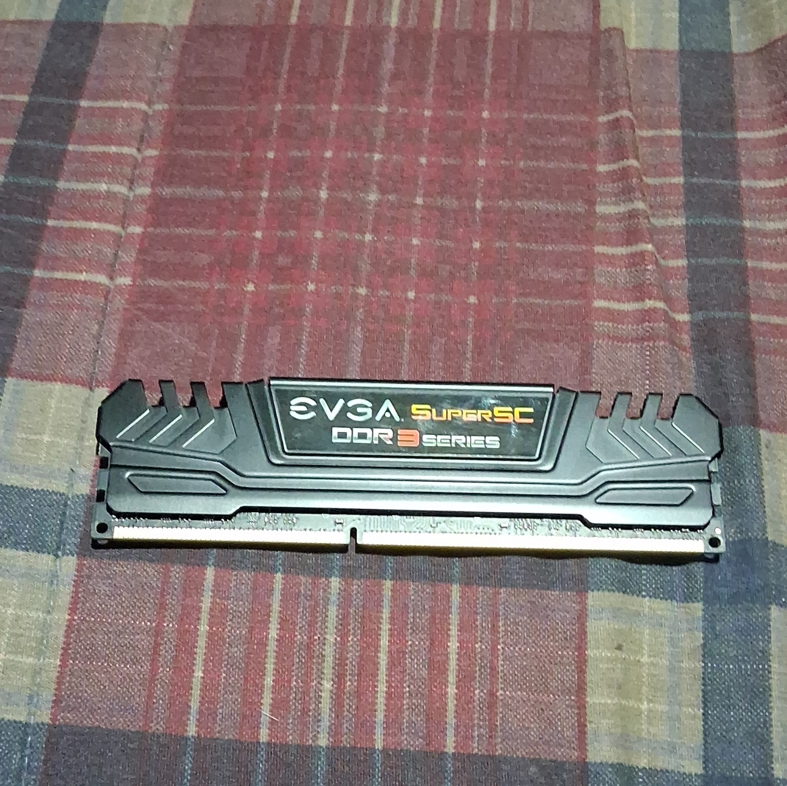 EVGA SuperSC 16GB DDR3 SDRAM DDR3-2400 PC3-19200 240-Pin DIMM Non-ECC