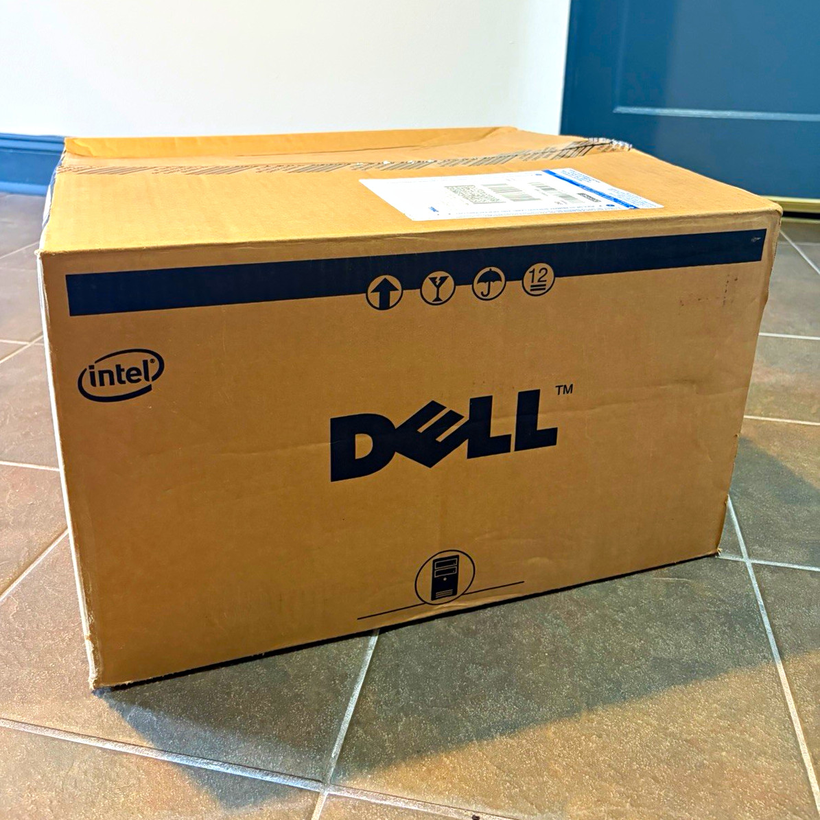Dell Vostro 220s Slim Desktop PC New Old Stock Unused Original Box