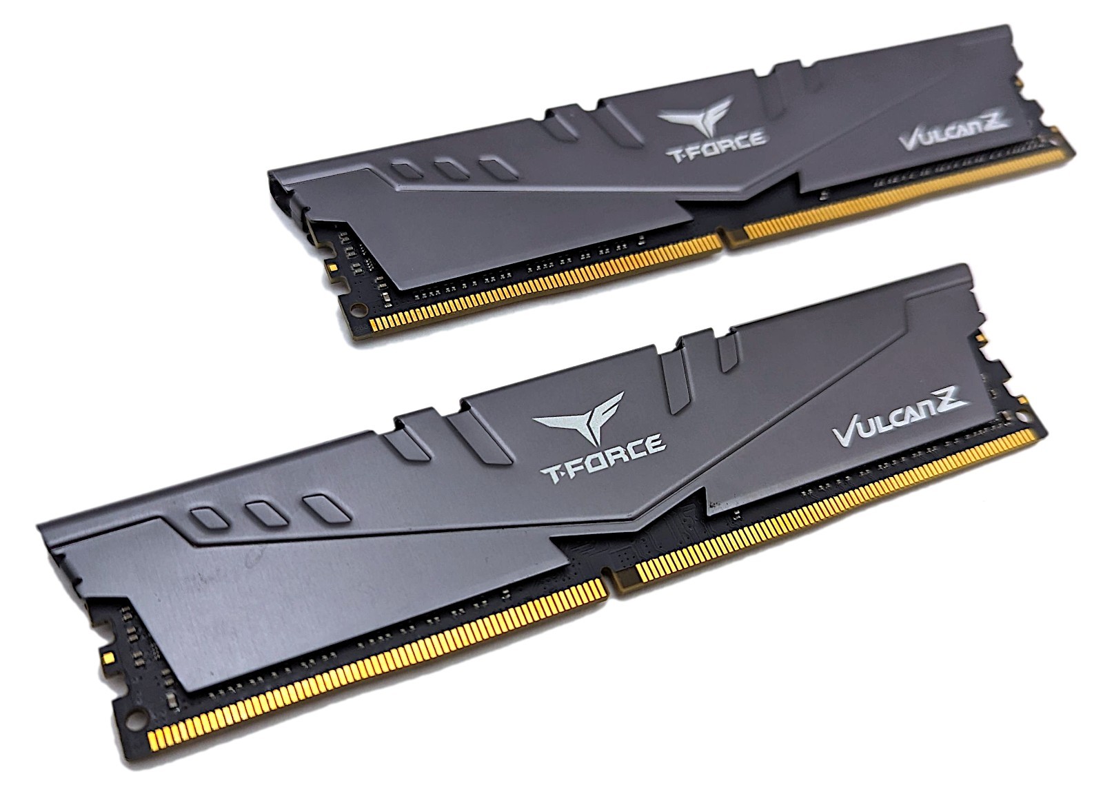 TEAMGROUP T-Force Vulcan Z 64GB Kit (2x32GB) DDR4-3600 MHz TLZGD432G3600HC18JBK