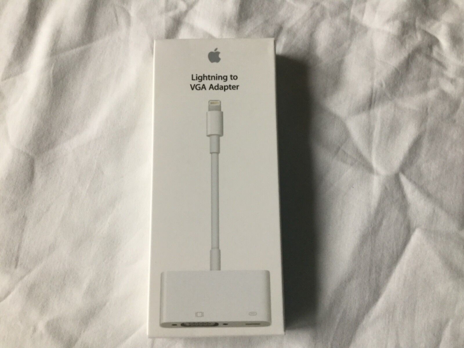 Genuine Apple Lightning to VGA Adapter Cable Original MD825ZM/A