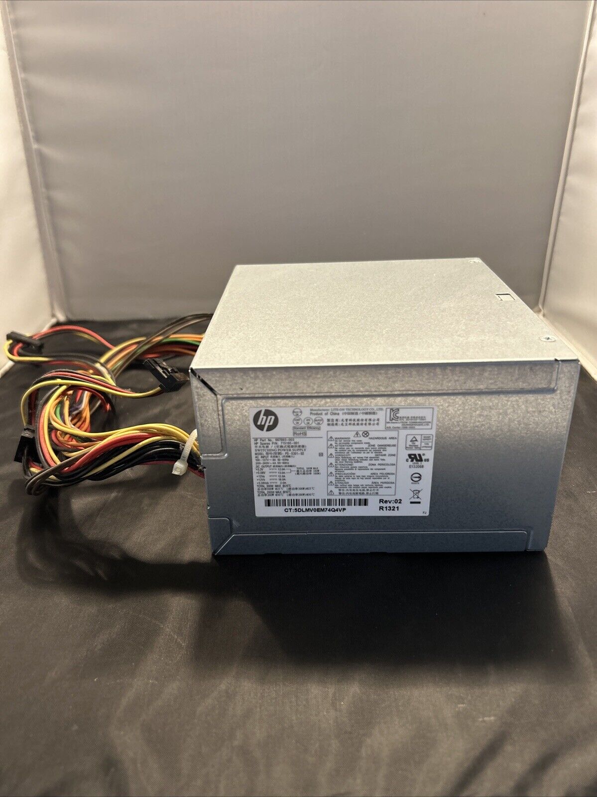 HP 300W 24-Pin Switching Power Supply D11-300N1A 667893-003 715185-001