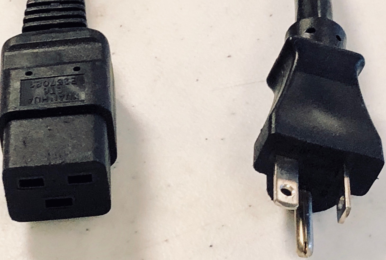 CAB-US620P-C19-US  Power Cord   for Cisco   8 feet CABUS620PC19US