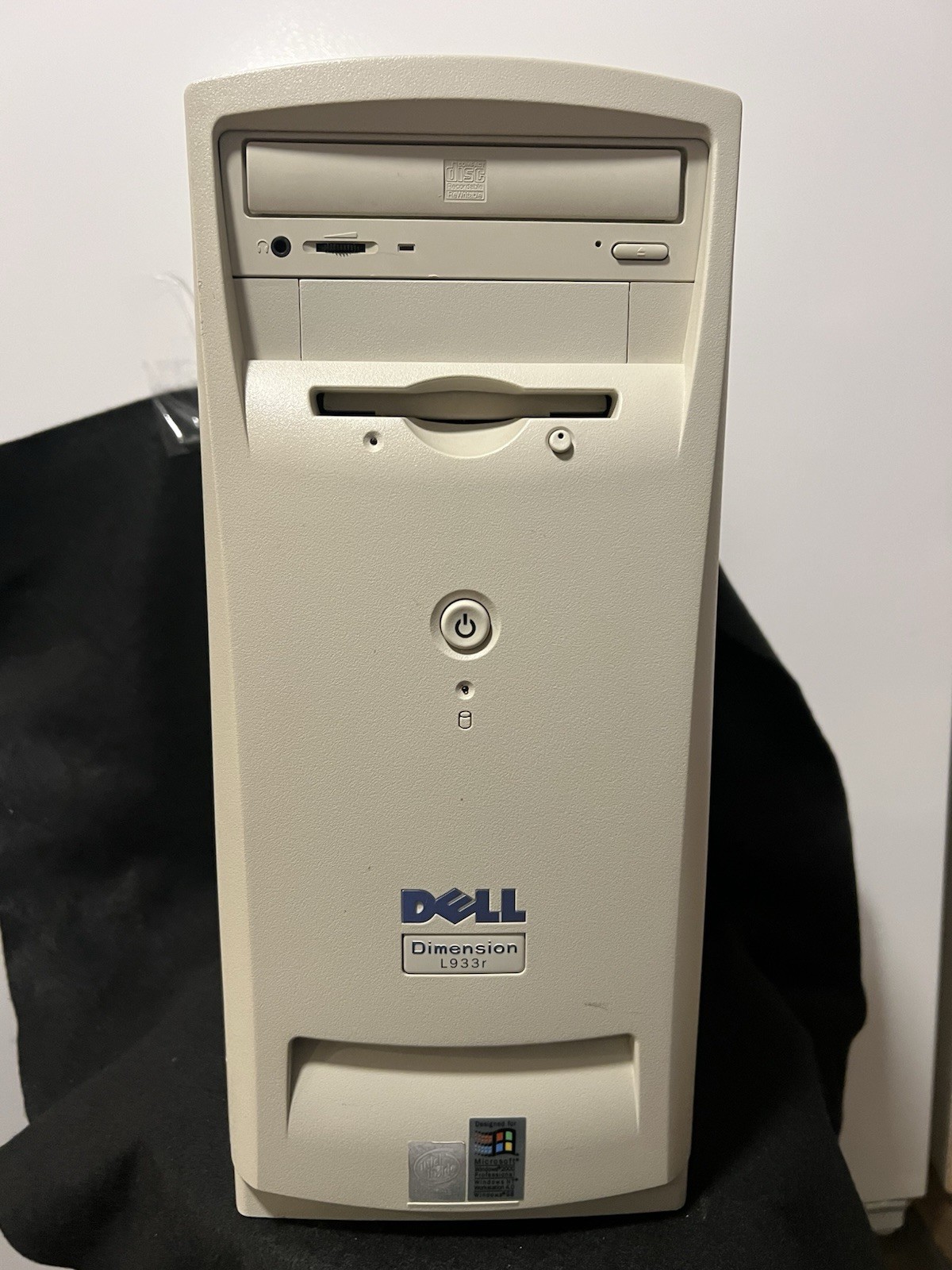 ⁠Dell Dimension L933r Desktop Intel Pentium III 933MHz 256MB RAM Boots to BIOS