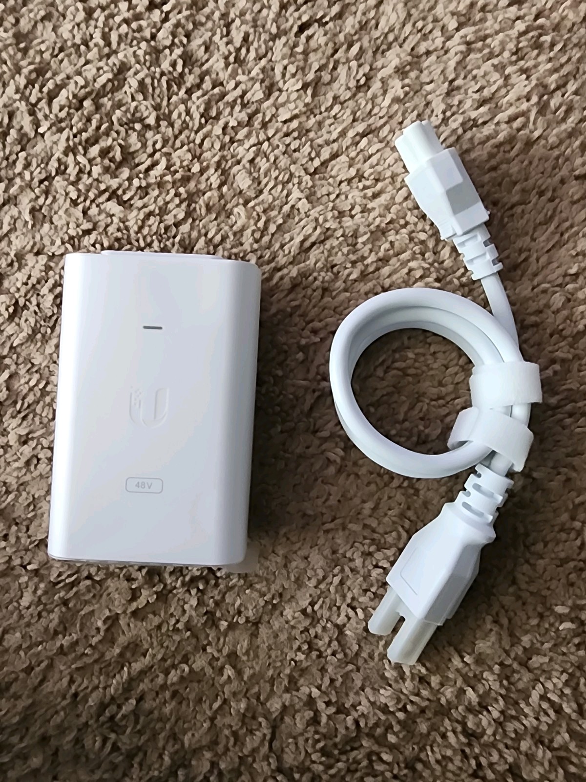 Ubiquiti Networks POE-48-24W-G-WH PoE Adapter 48V DC 0.5A GP-H480-050G