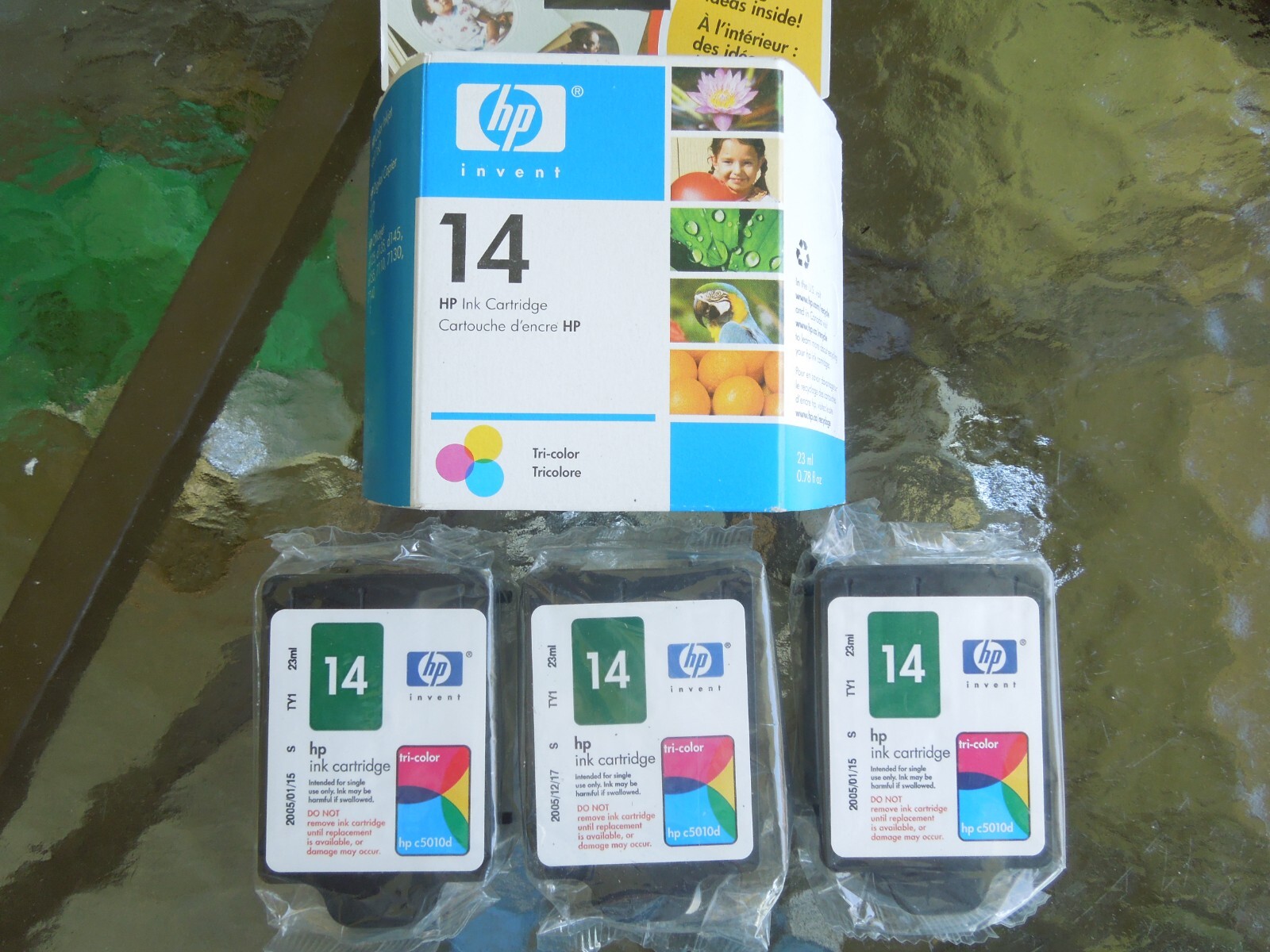 Lot of 4 NOS  HP 14 Tri Color Ink Print Cartridge Sealed .  exp-2005