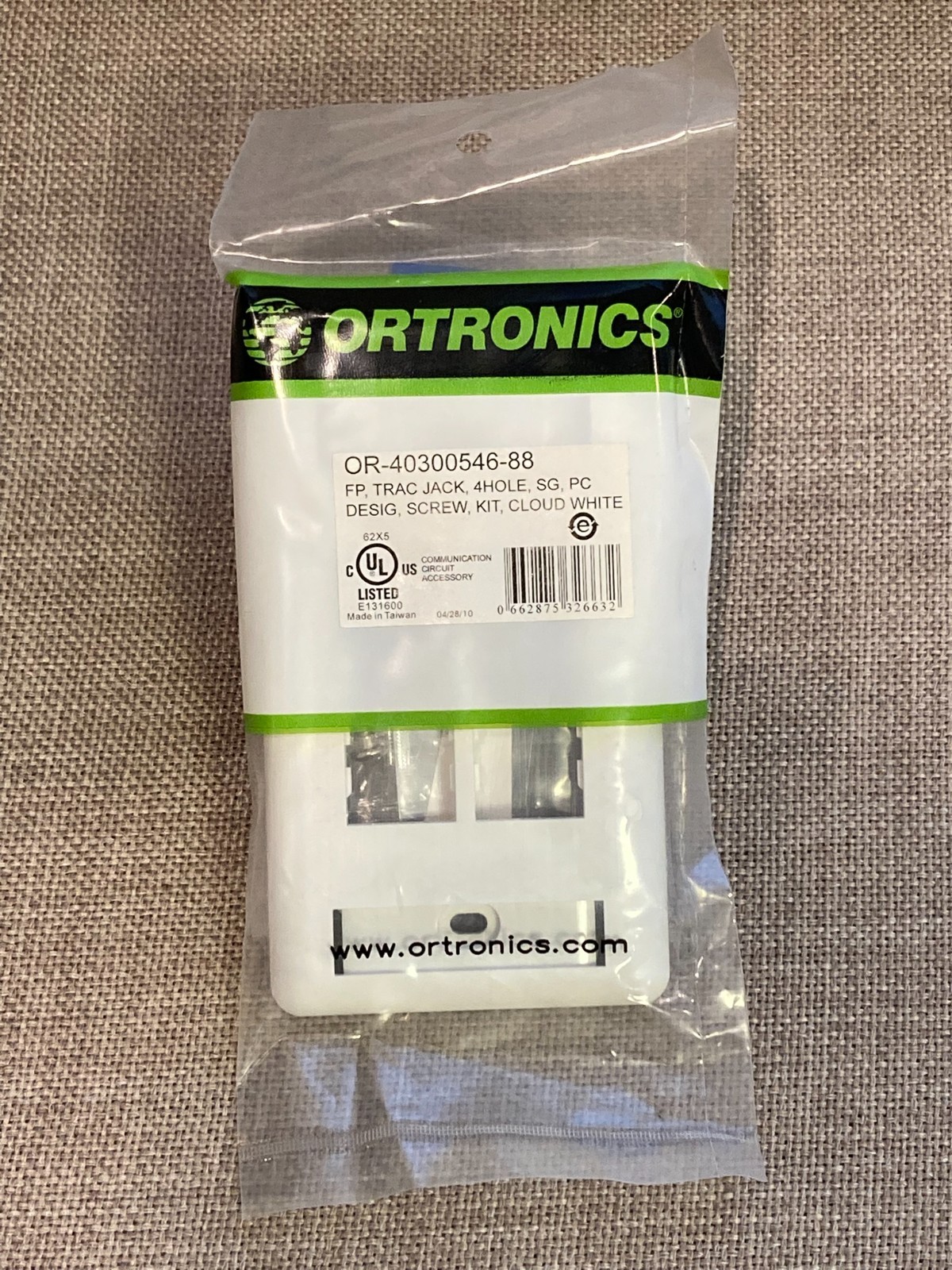 OR-40300546-88 - NIP Ortronics TracJack 4-Hole Faceplate w/ Label Cloud White