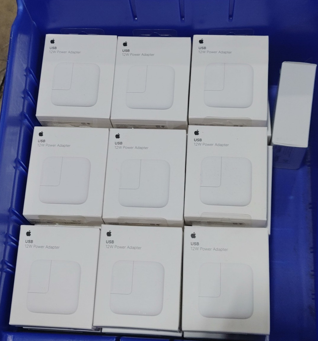 LOT OF 25 -NEW SEALED Apple USB 12W Power Adapter - MD836LL/A - A2167