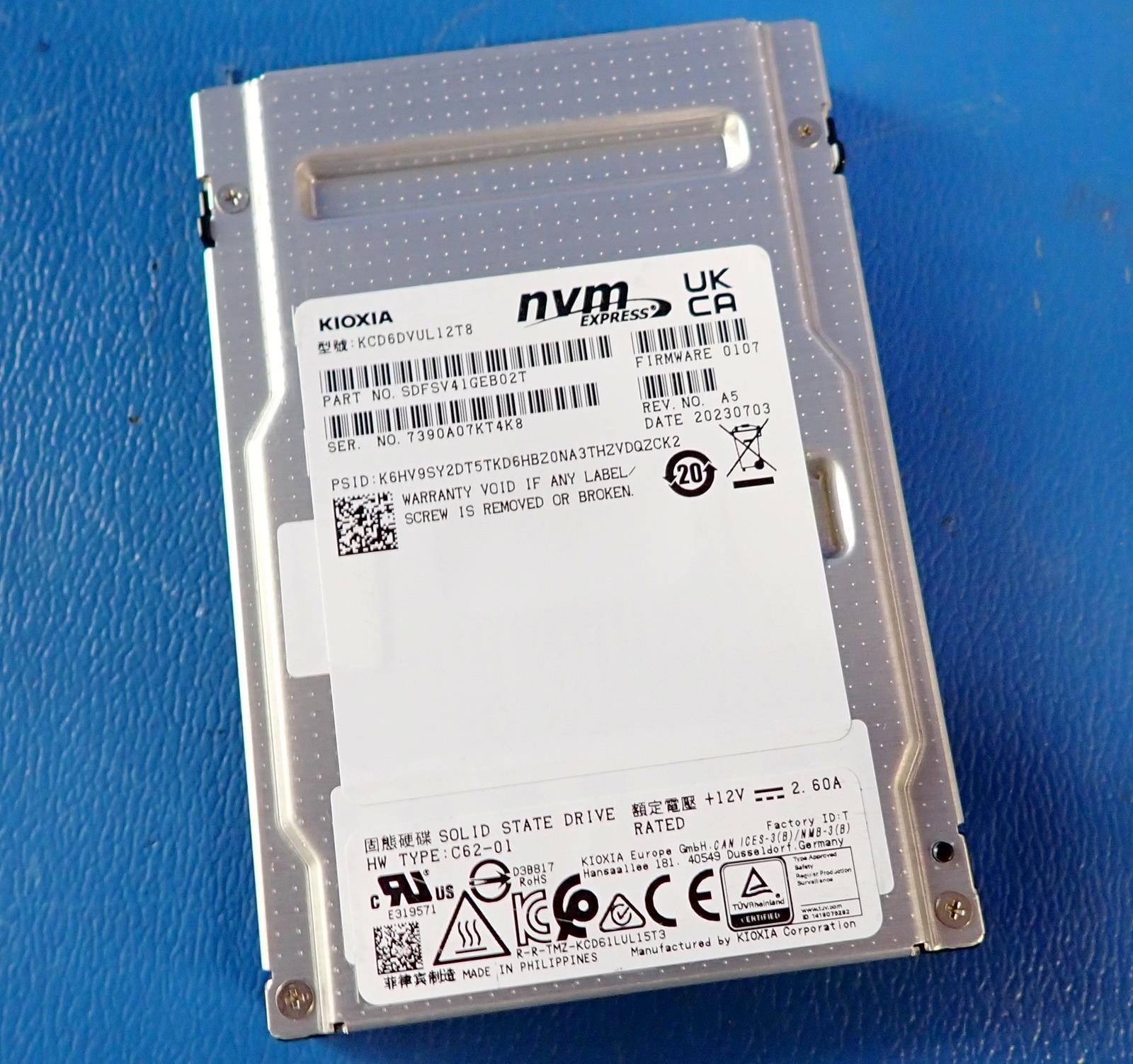 KIOXIA KCD6DVUL12T8 12.8 TB 2.5" NVMe PCIe 4.0 SSD | 14,000 Hours, 95% Health