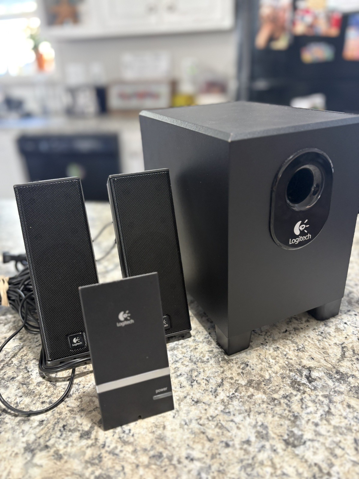 Logitech X-240 Computer PC Speakers with Subwoofer System 2.1 S-0285A Tested