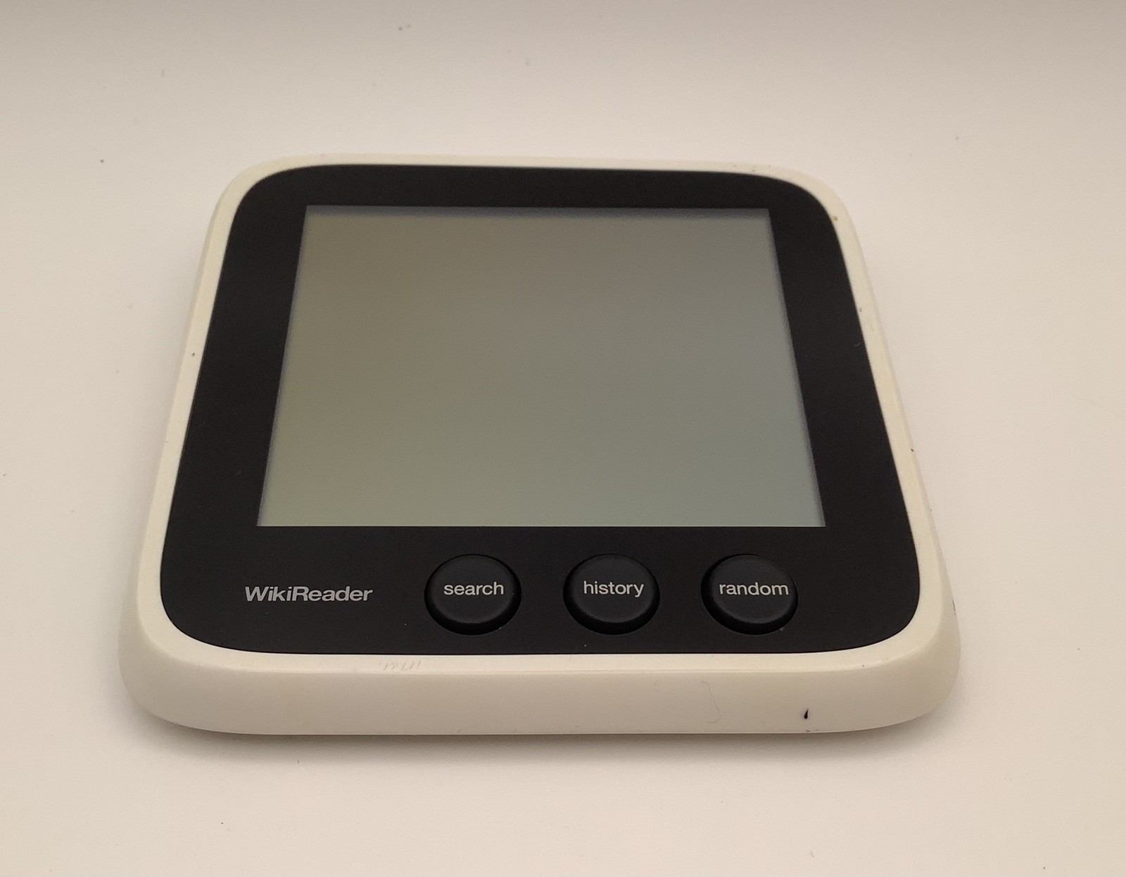2026 WikiReader, Offline Wikipedia Reader White 32GB Updated and Tested