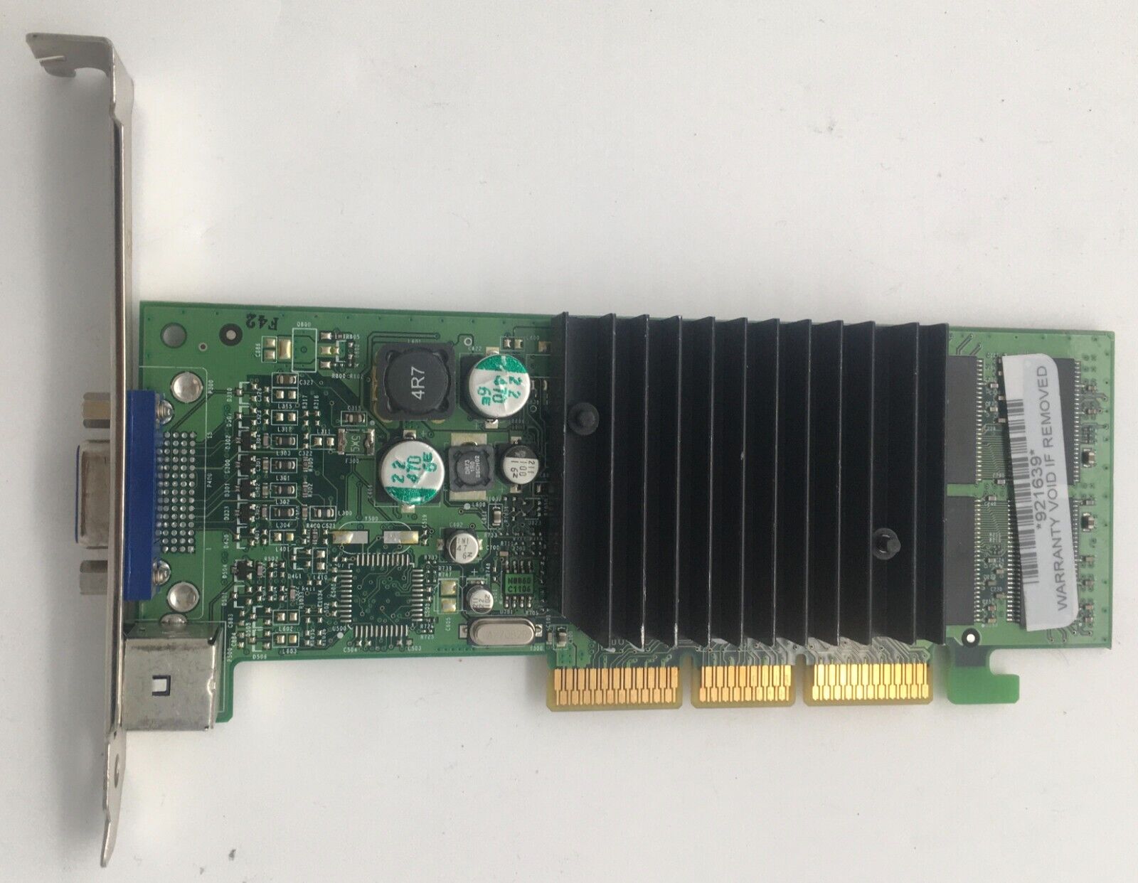 NVIDIA 264098-101 64MB AGP GEFORCE2  SVIDEO OUTPUTS