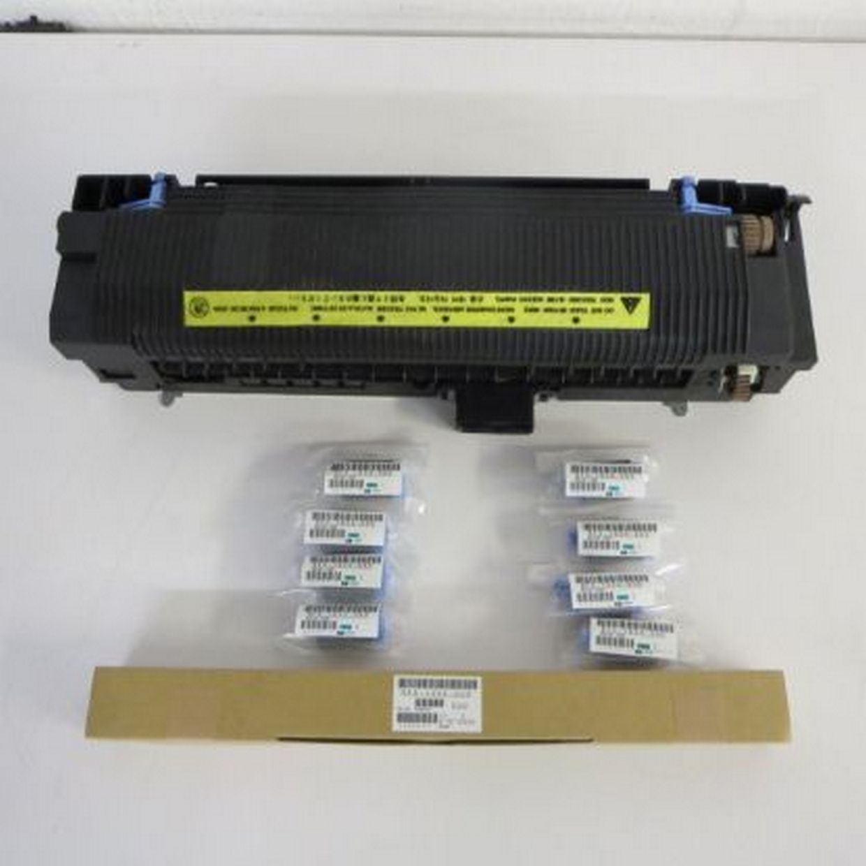 HEWLETT-PACKARD C3914-69001K-R HP 8100/8150 MAINTENANCE KIT 100v - 120v diffuser