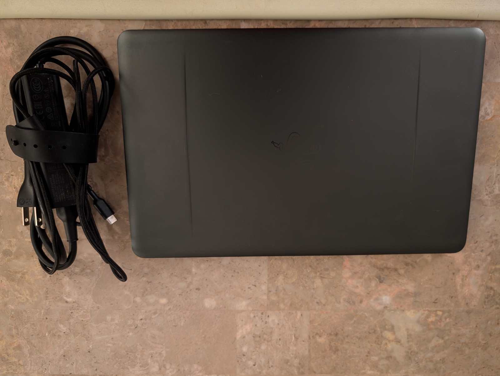 Razer Blade Stealth 13.3"  - 8th Gen Intel i7-8550U - 16GB RAM - 512GB SSD