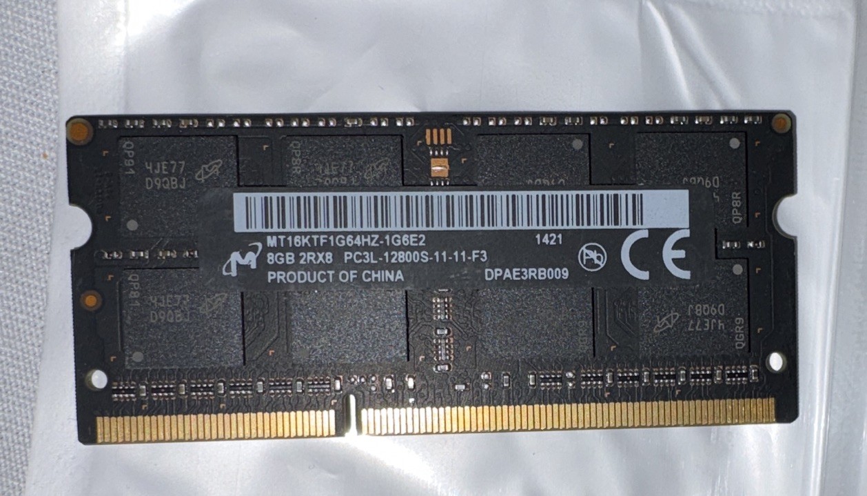 Micron 8GB DDR3L SDRAM PC3L-12800S 204-Pin SO-DIMM Non-ECC MT16KTF1G64HZ-1G6E2