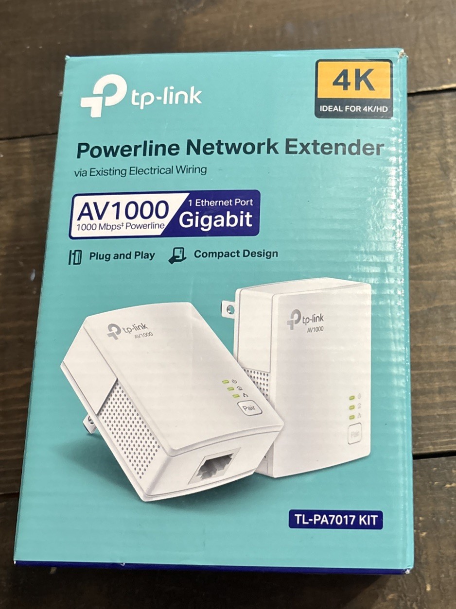 TP-Link Powerline Ethernet Adapter Starter Kit - AV1000 Gigabit Port, Plug&Play,
