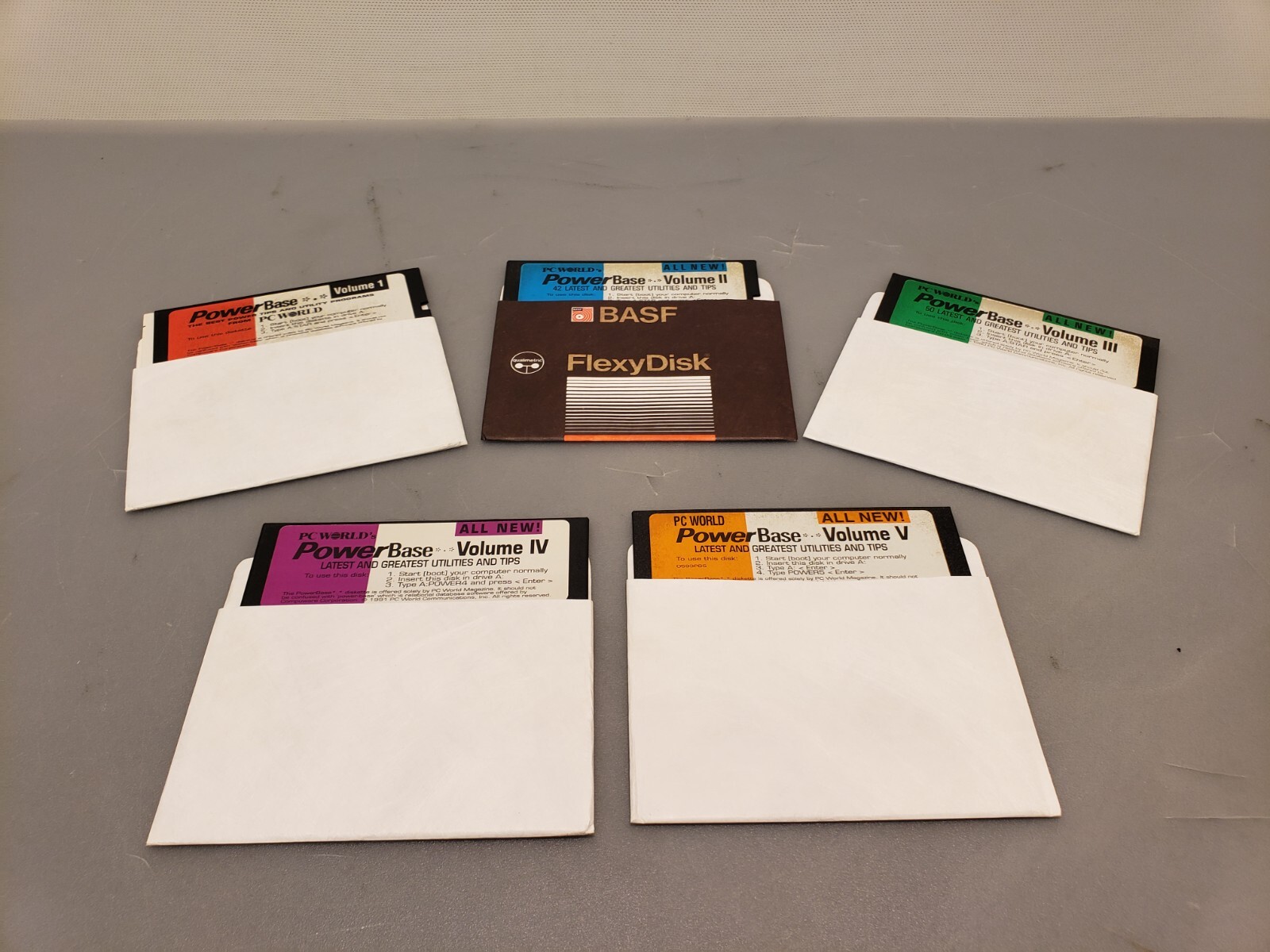 IBM XT PC Software Collectable 5-1/4" Disks, PC World's Power Base (5) Volumes