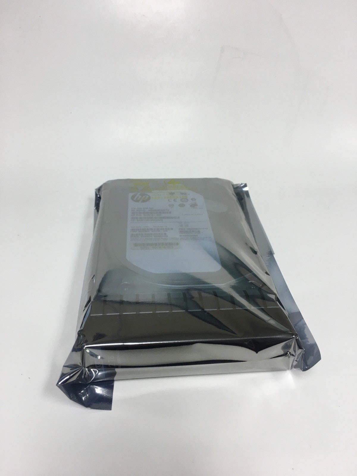 HP WESTERN DIGITAL 1TB  7.2K 3.5" WD1003FBYX SATA 536831-001  536648-001 W/TRAY