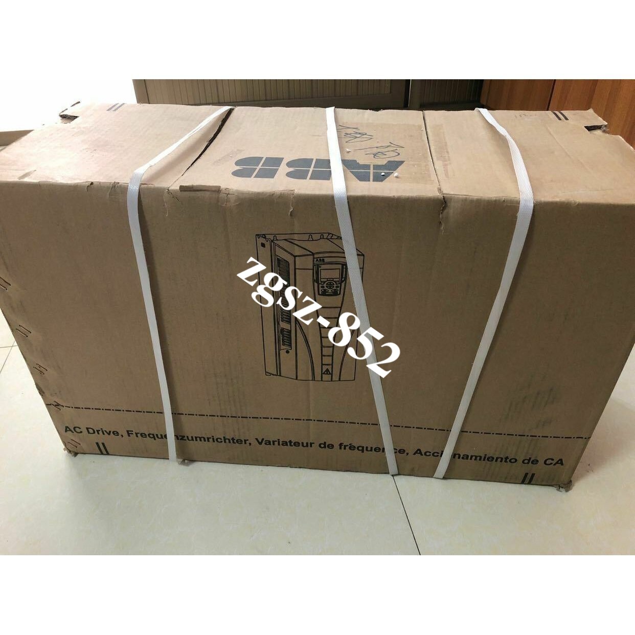 one new Abb Inverter ACS510-01-017A-4+B055 3P AC380V~480V 7.5KW Fast Delivery