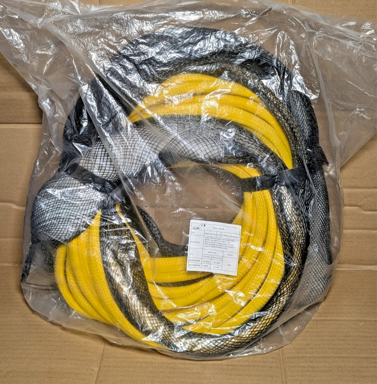 192F Single Mode Fiber Breakout Cable 15M - 16x MPO12 APC to 96x Mini LC Uniboot