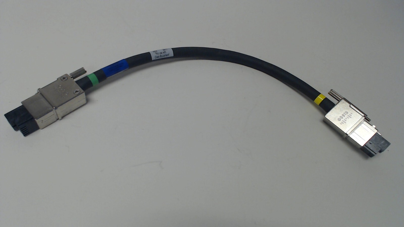 CISCO-NETWORK-CABLE-37-1122-01 REV A0 17"