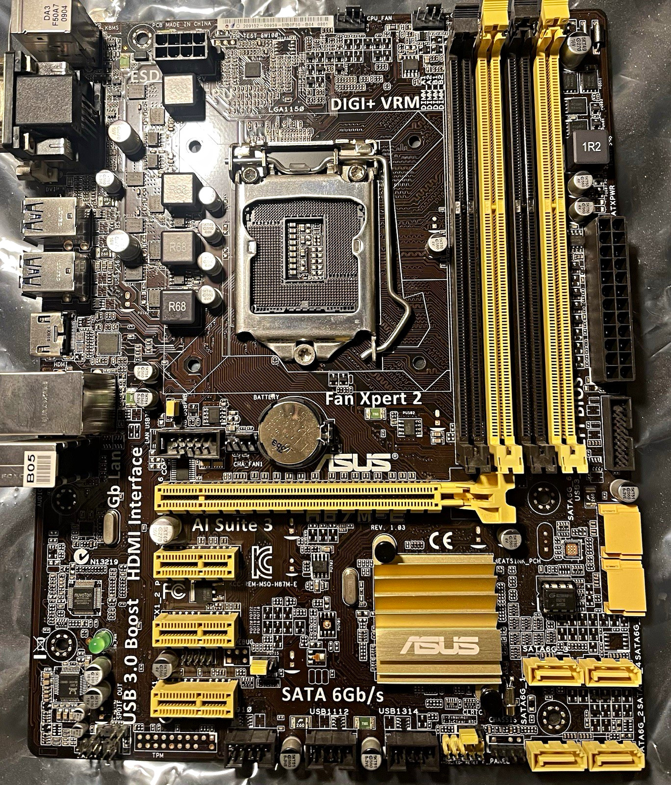 ASUS B85M-G MicroATX Intel LGA1150 DDR3 4-Slot Motherboard HDMI