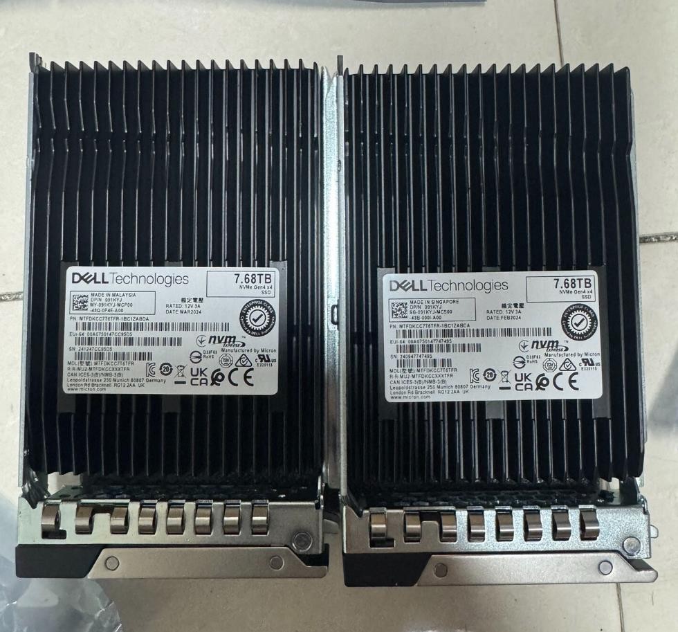 Micron DELL 7450 PRO 7.68TB U.3 (15mm) SSD NVMe PCI 4.0 MTFDKCC7T6TFR-1BC1ZABDA