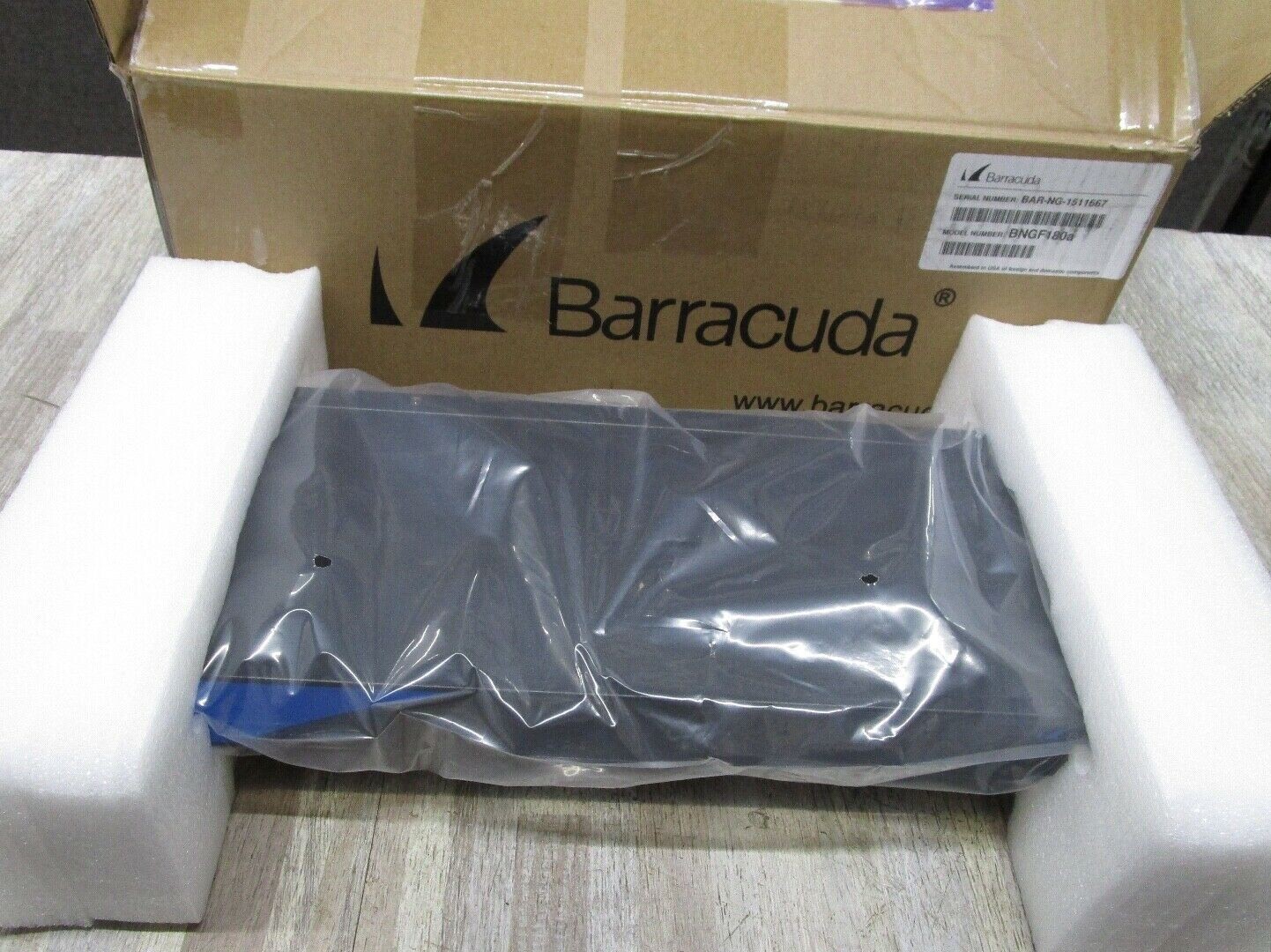  BRAND NEW BNGF180a - Barracuda NextGen Firewall F180 W/ BOX AND ACCESSORY