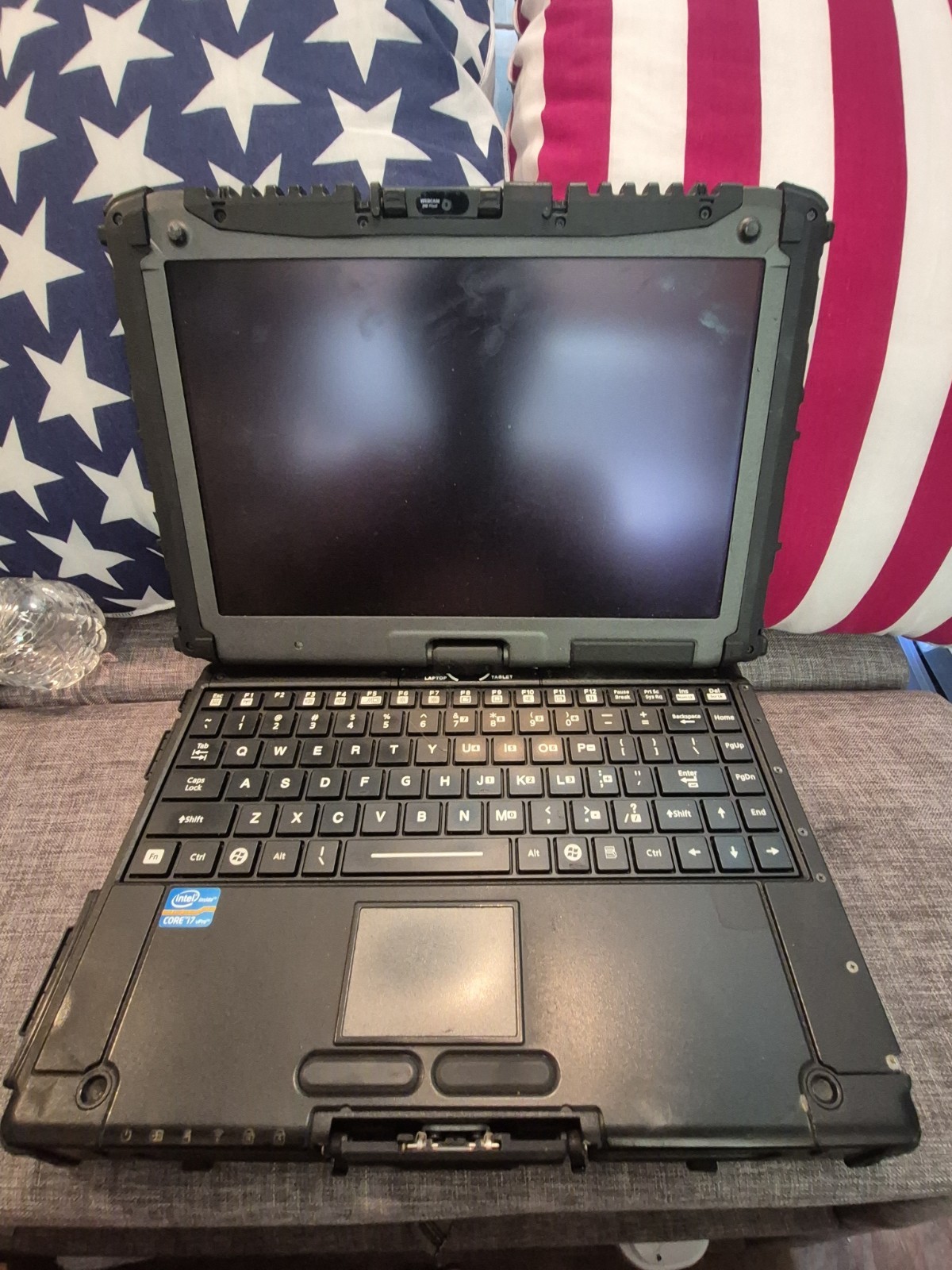  Getac V200-G2 Intel Core i7-3520M @ 2.90GHz No HD 1 Battery *FOR PARTS*