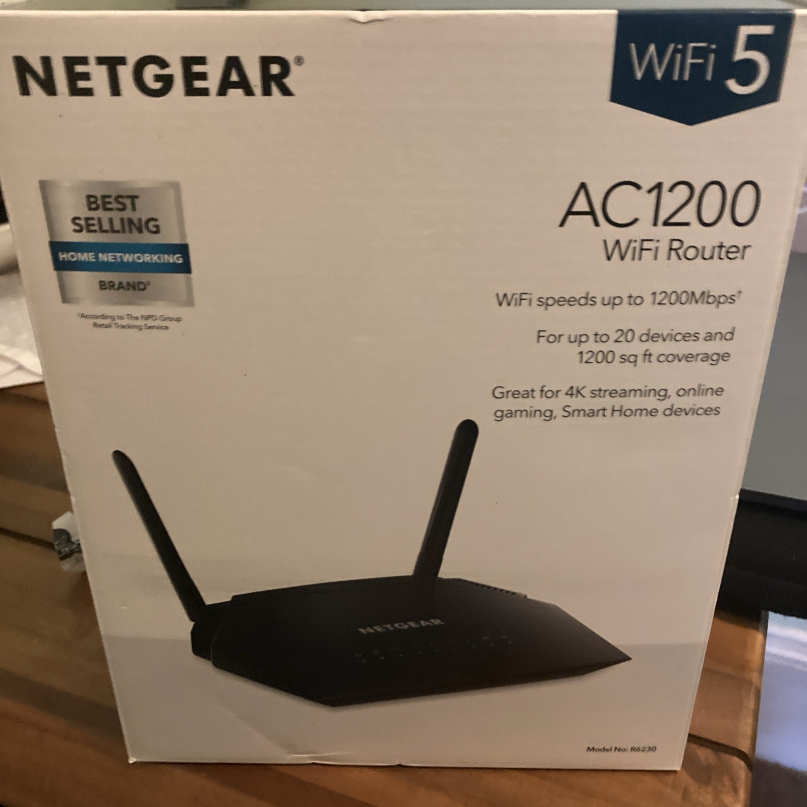 NETGEAR AC1200 1000Mbps 4 Ports 300Mbps Dual Band Gigabit Smart Router (R6230)