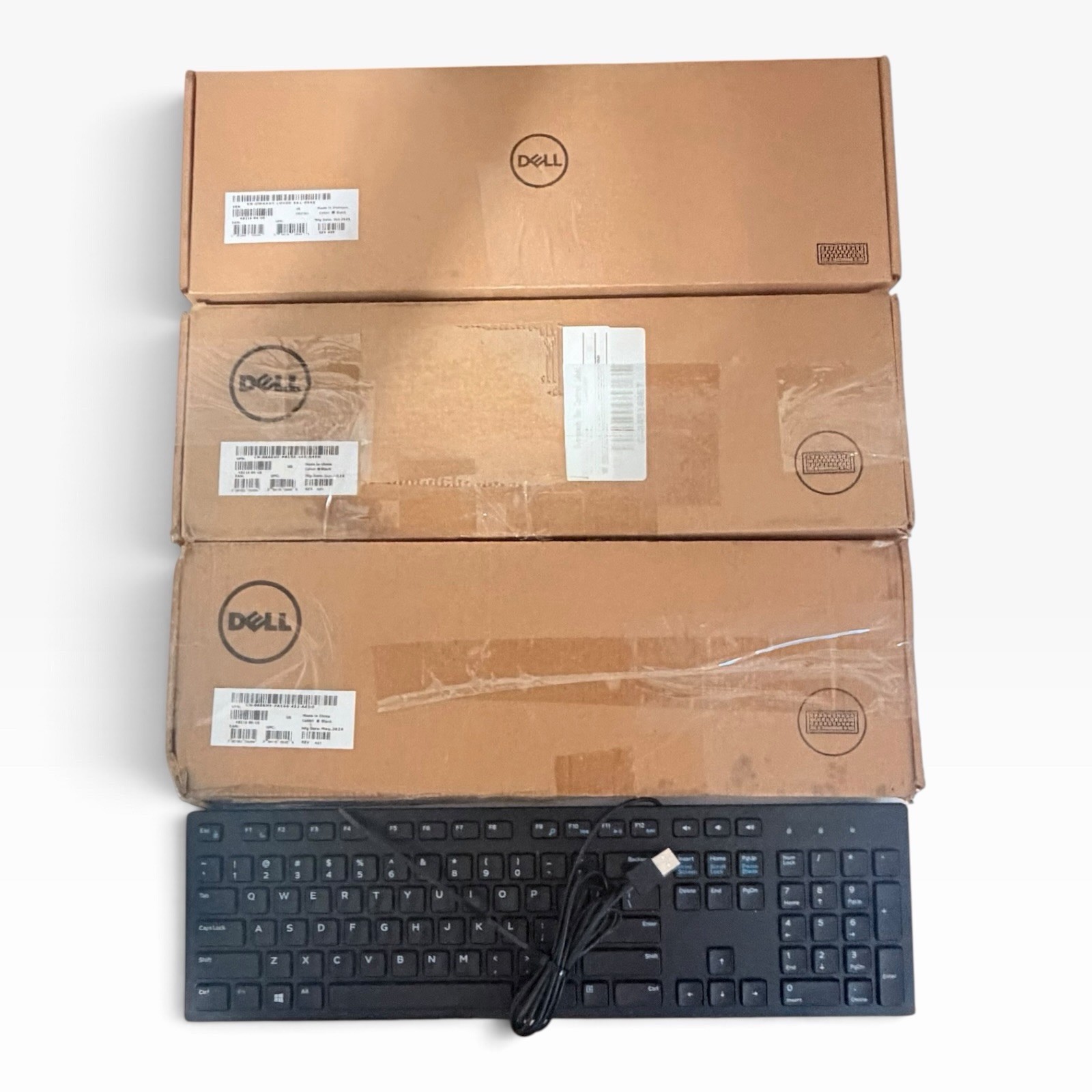 4-Pack Dell Wired USB Multimedia Keyboards (3 New, 1 Used), 3-KB216p, 1-KB216t1