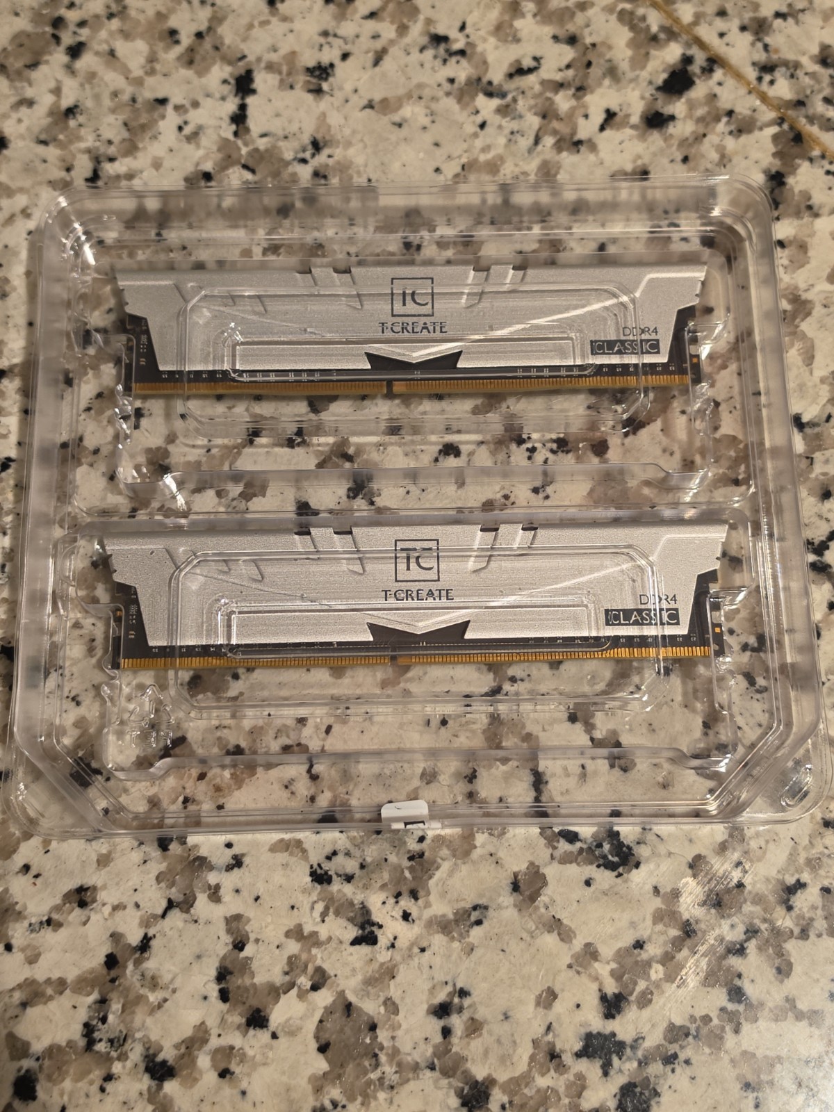 TEAMGROUP T-Create Classic 10L DDR4 2x8GB CL22 3200MHZ
