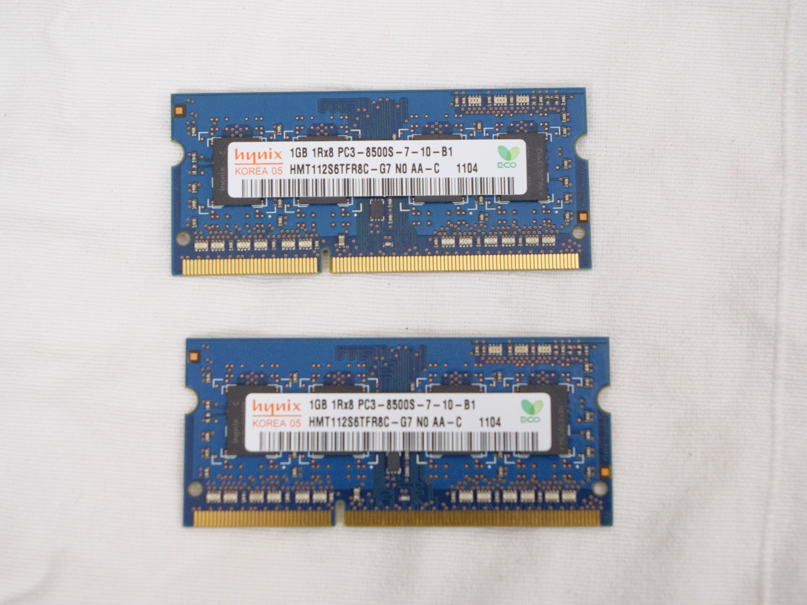 2x Hynix 1GB 1Rx8 PC3-8500S-7-10-B1 Apple HMT112S6TFR8C-G7 RAM MEMORY