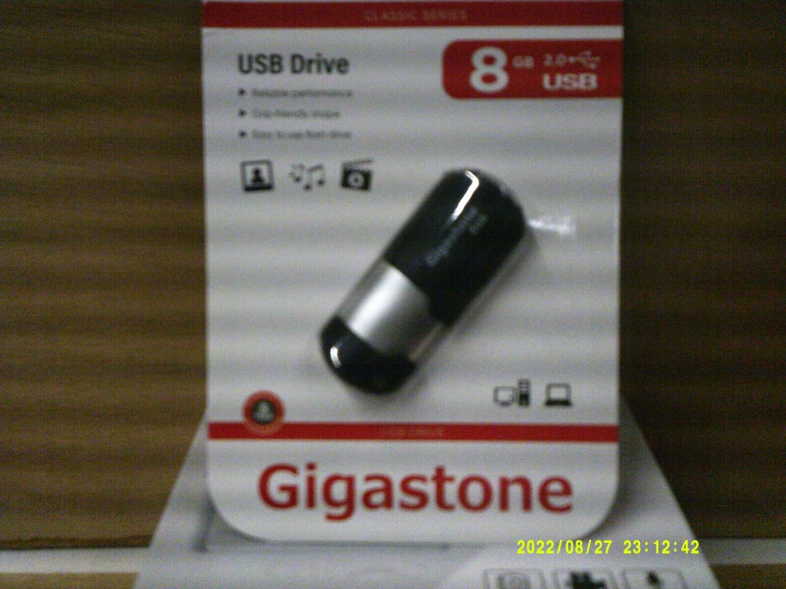 Gigastone USB Drive 8GB 2.0 Classic Series