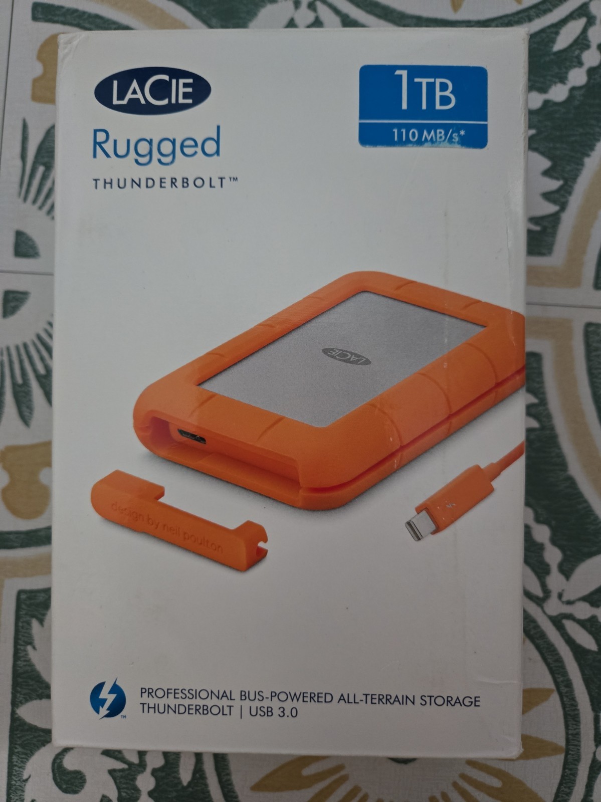 LaCie Rugged Thunderbolt USB 3.0 1000GB External (STEV1000400) HDD